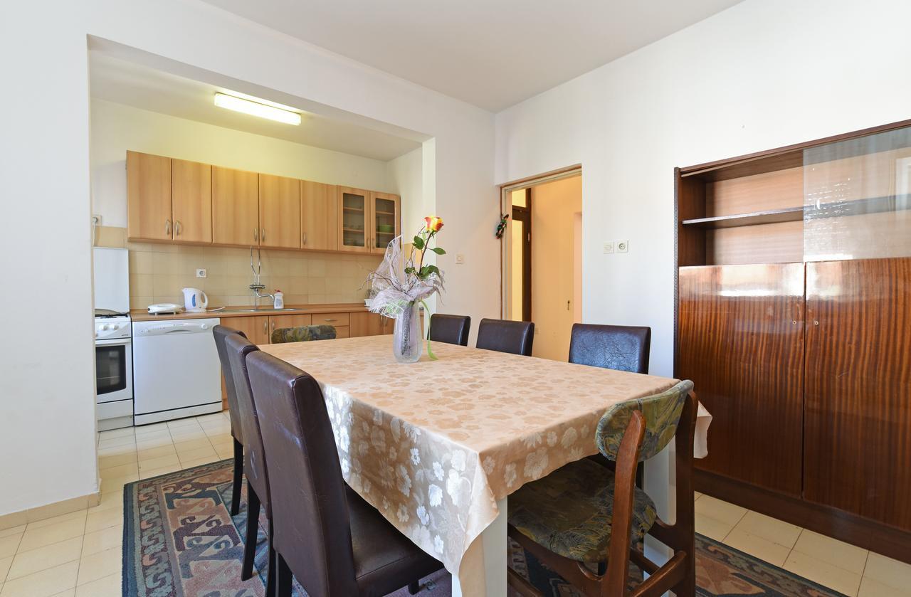 Apartments Josip 74 Pula Exterior photo
