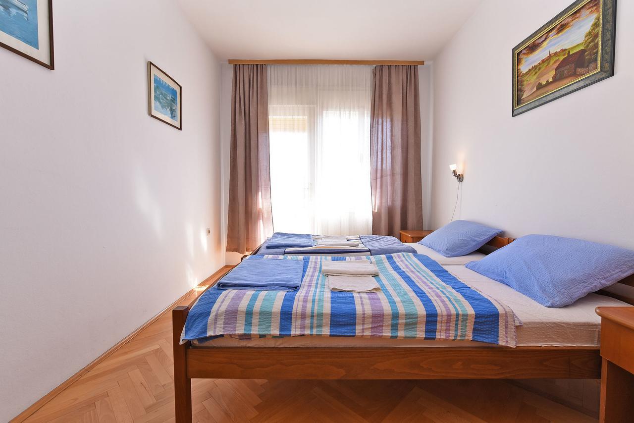 Apartments Josip 74 Pula Exterior photo